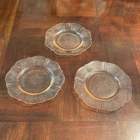 3  American Sweetheart Pink Depression Glass Salad Plates - Picture 1 of 10